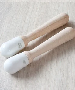 Tĺčik trecí porcelánový drsný s drevenou rukoväťou neglazovaný, rôzne dĺžky, 1 ks