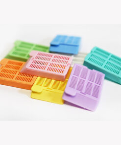 Kazeta histopatologická PREMIUM, obdĺžnikové otvory 1x5 mm, rôzne farby, 1000 ks